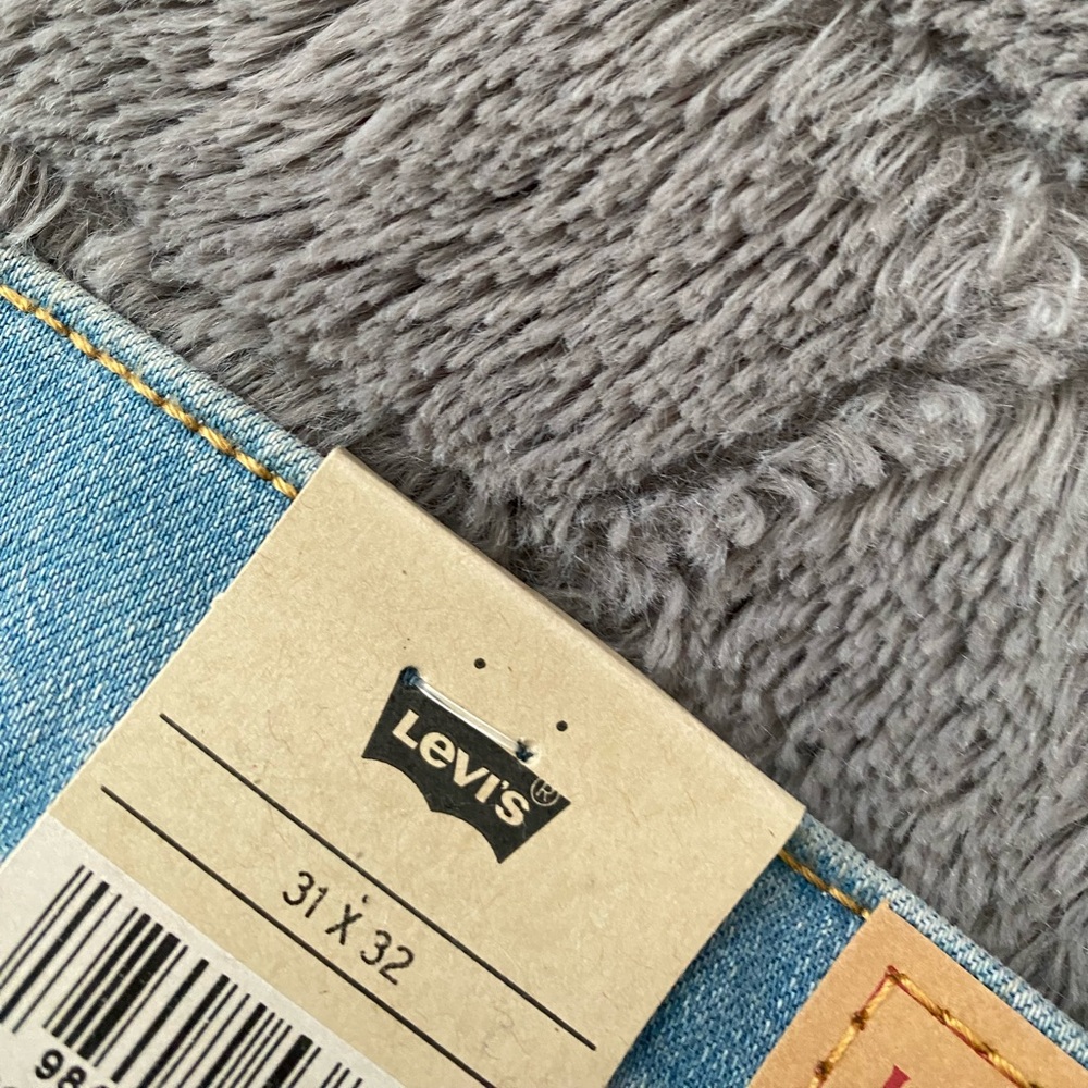 Levi's Straight Leg Jeans - Picture 4 of 7